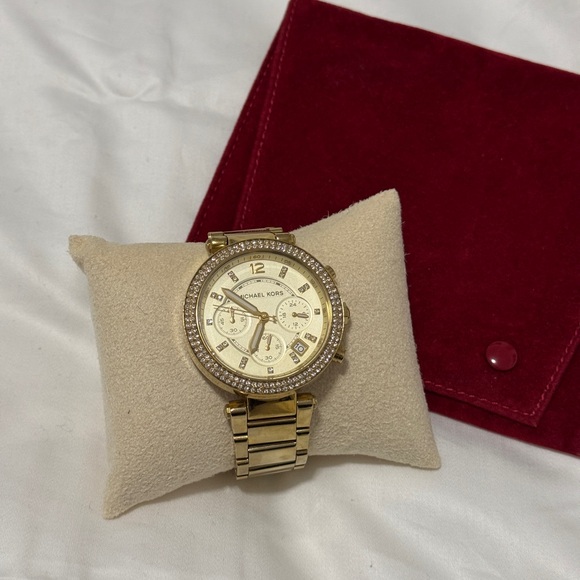 Authentic Michael Kors Gold Watch - Picture 2 of 4